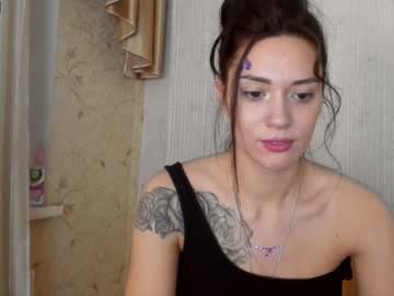 Stripcamfun webcam model emiliaaa__